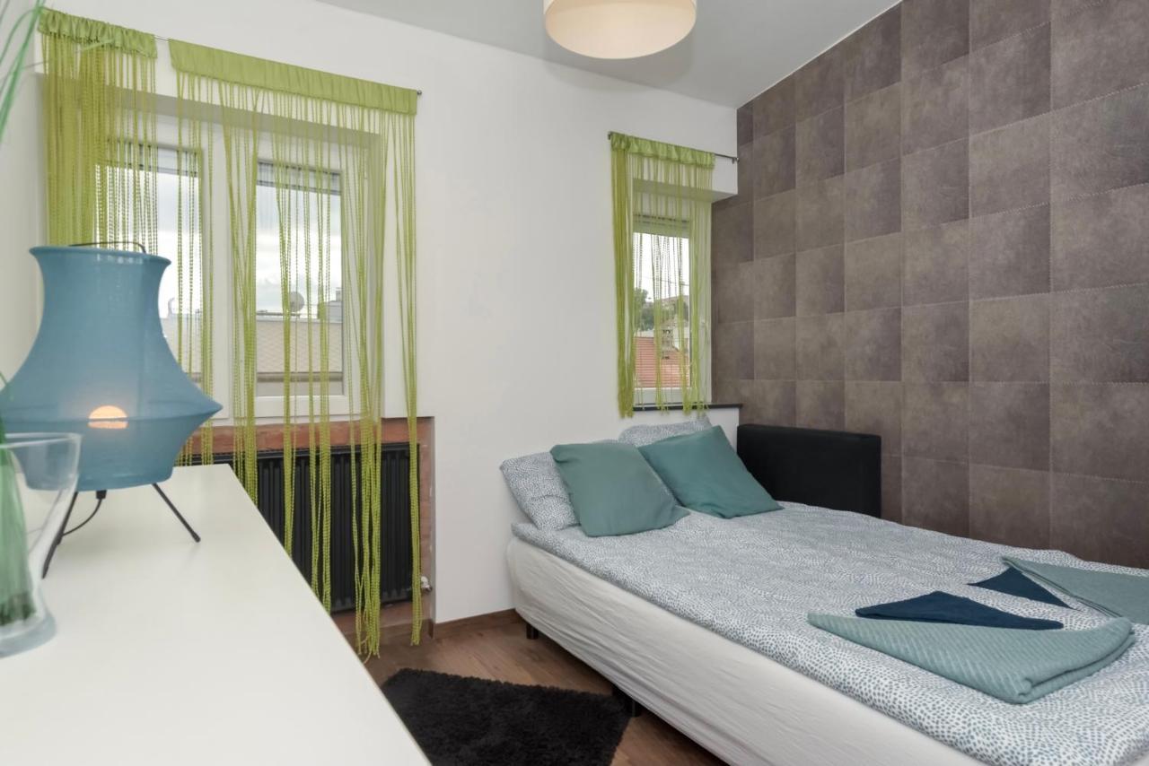 Nightingale Luxury Apartment Budapest Bagian luar foto