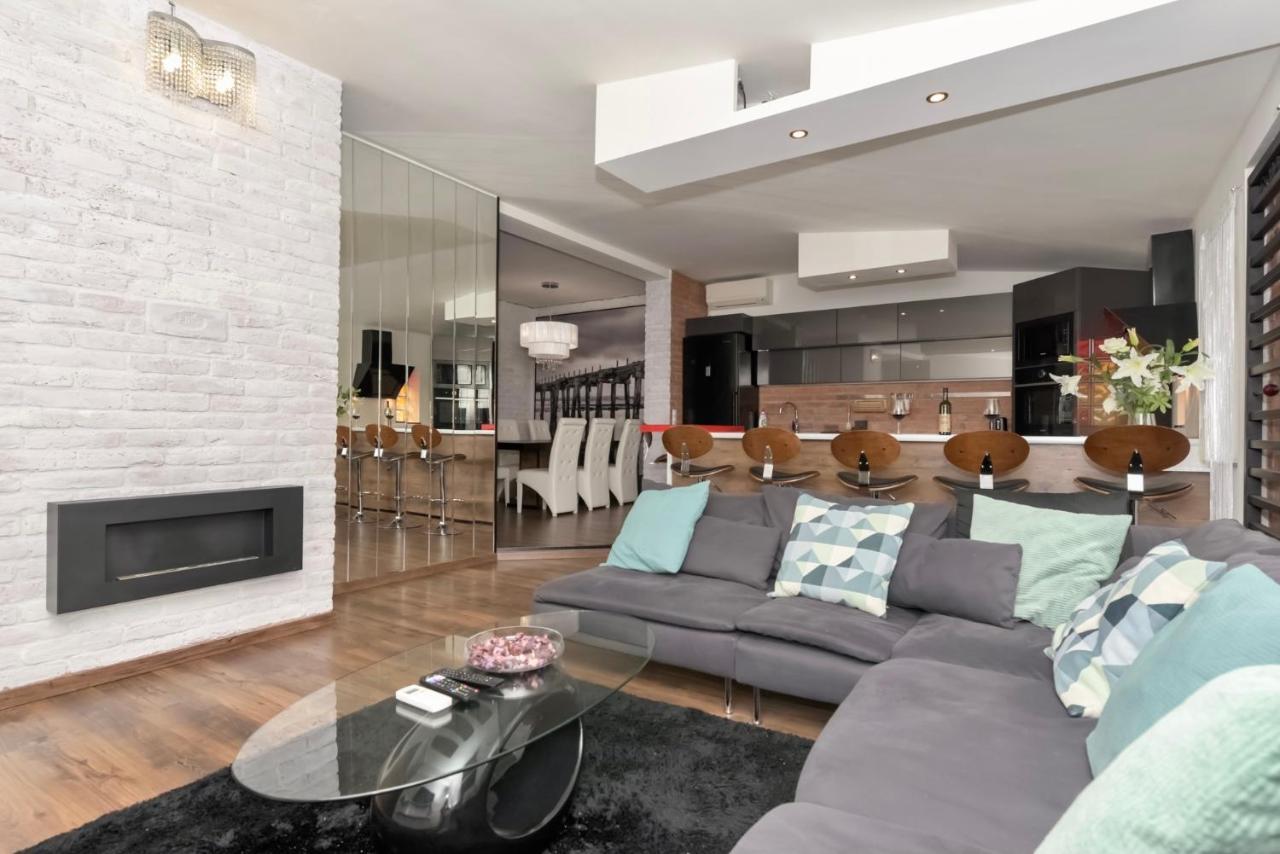 Nightingale Luxury Apartment Budapest Bagian luar foto