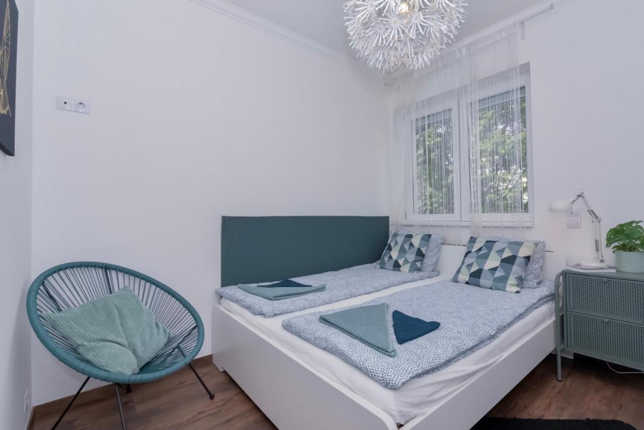 Nightingale Luxury Apartment Budapest Bagian luar foto