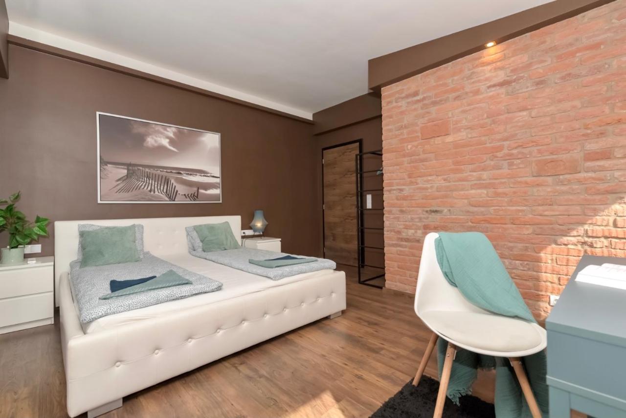 Nightingale Luxury Apartment Budapest Bagian luar foto