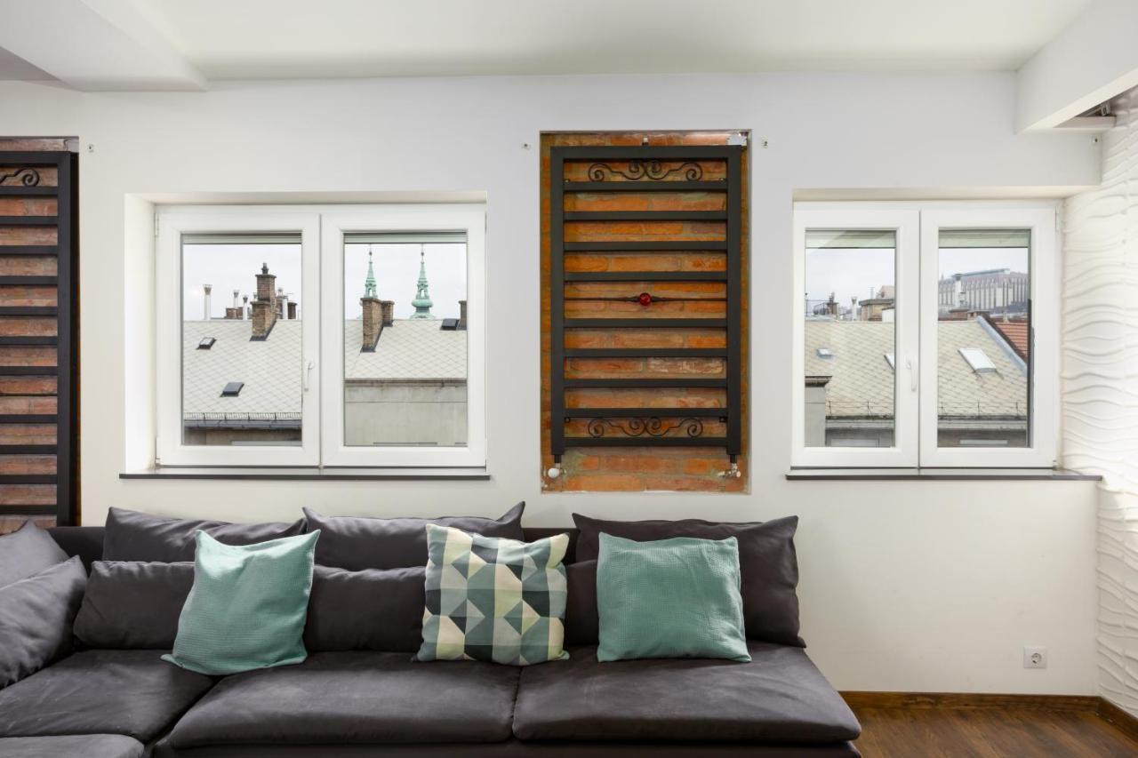 Nightingale Luxury Apartment Budapest Bagian luar foto