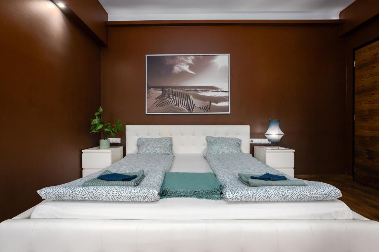 Nightingale Luxury Apartment Budapest Bagian luar foto