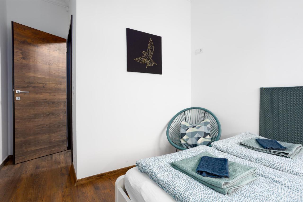 Nightingale Luxury Apartment Budapest Bagian luar foto